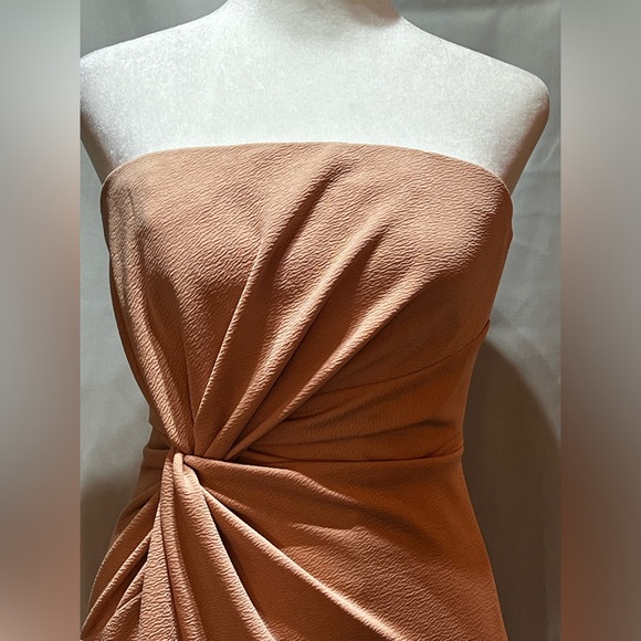 Selfie Leslie NWT PROM QUEEN BANDEAU MIDI DRESS BLUSH Size Small - Picture 6 of 8